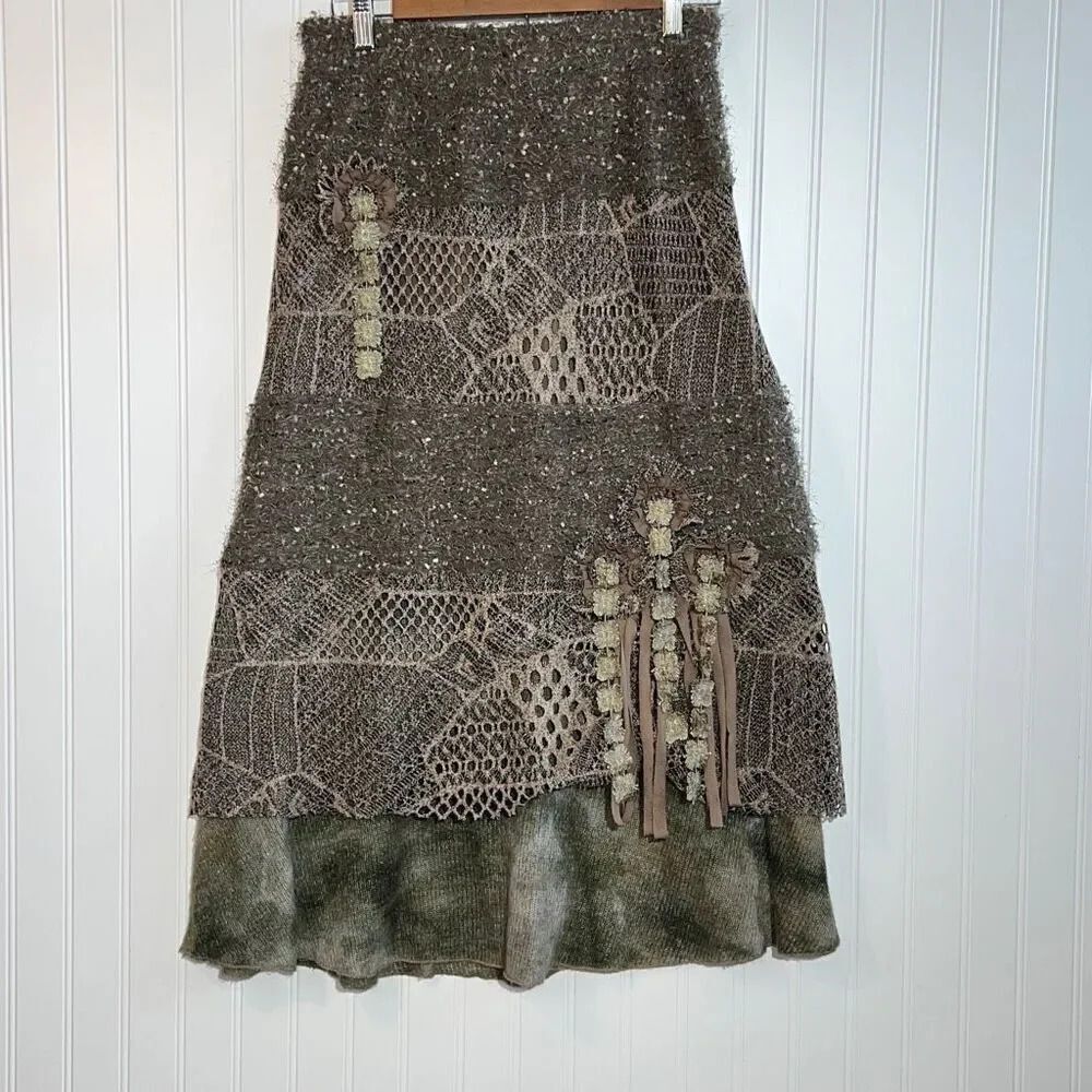 Donna Vinci Love The Queen Mocha Ragged Lined Skirt With Lace Details Size Small - Picture 1 of 11